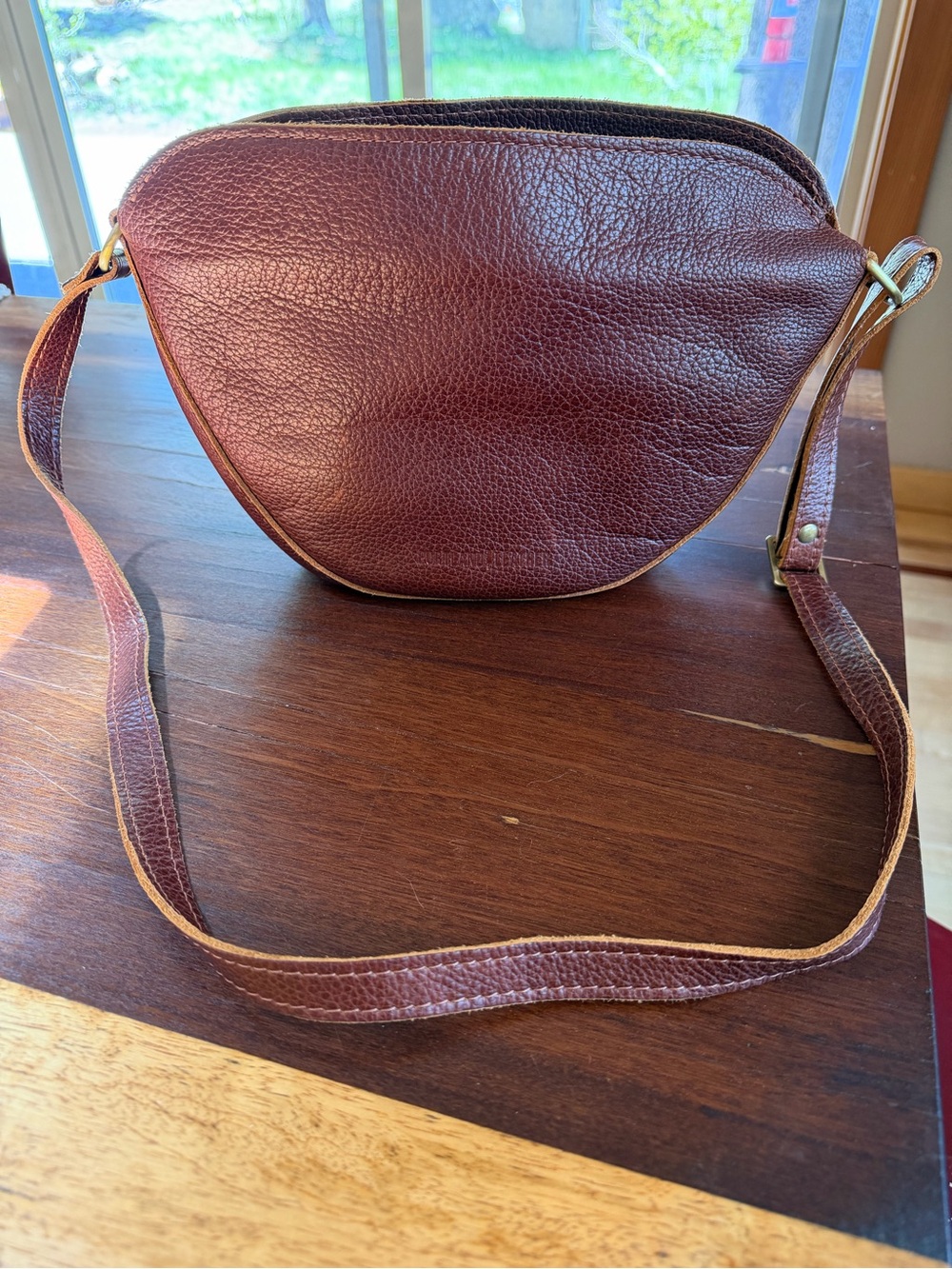 Portland Leather - Koala Medium - Nutmeg Crossbody Bag - Picture 2 of 8